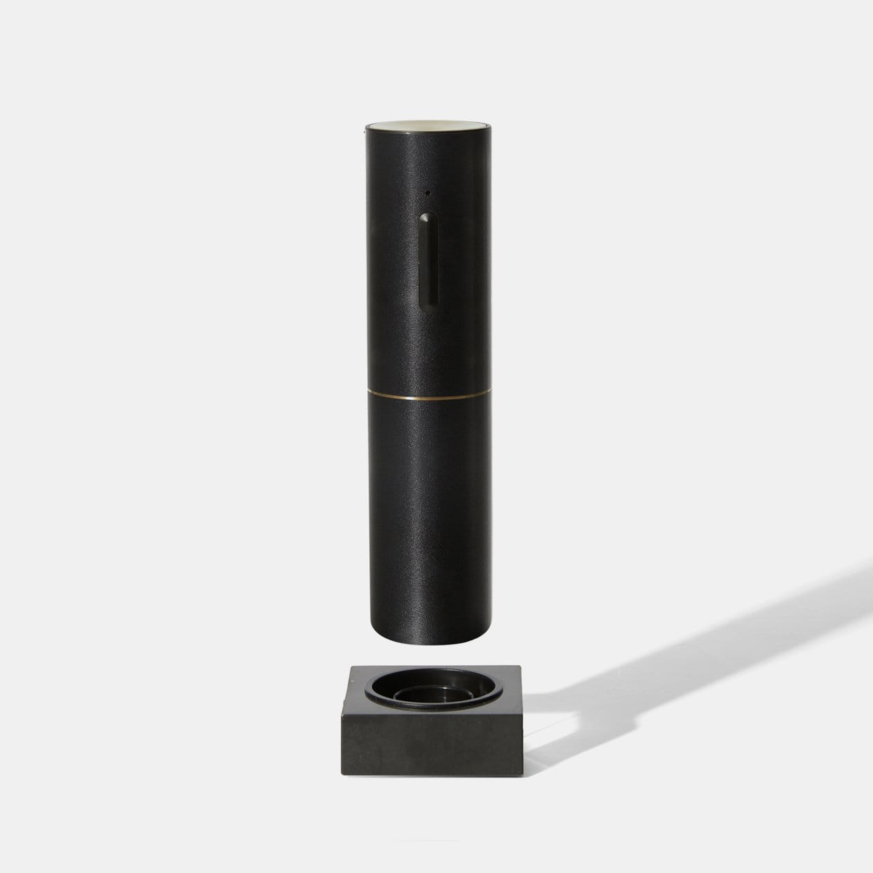 Compact Electric Corkscrew