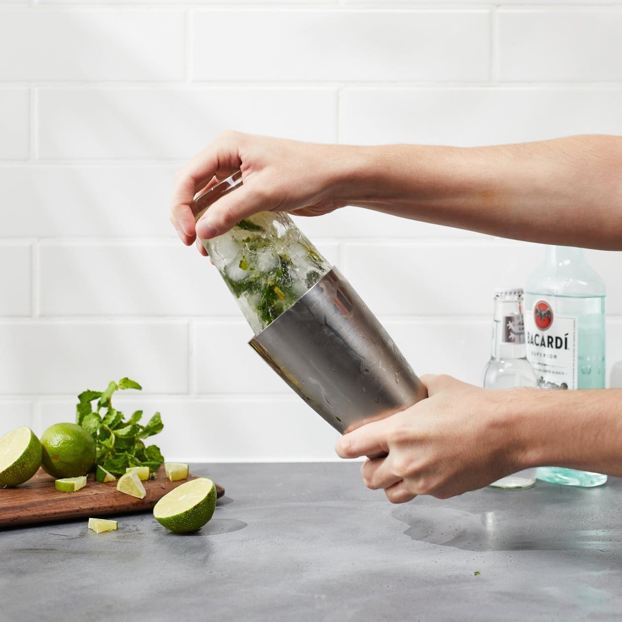 24oz Stainless Steel & Glass Boston Cocktail Shaker